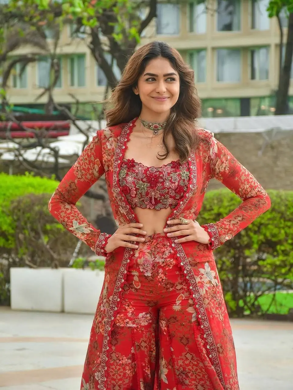 Hansika-PD- Heavy Faux Georgette Top Plazzo set - Image 4