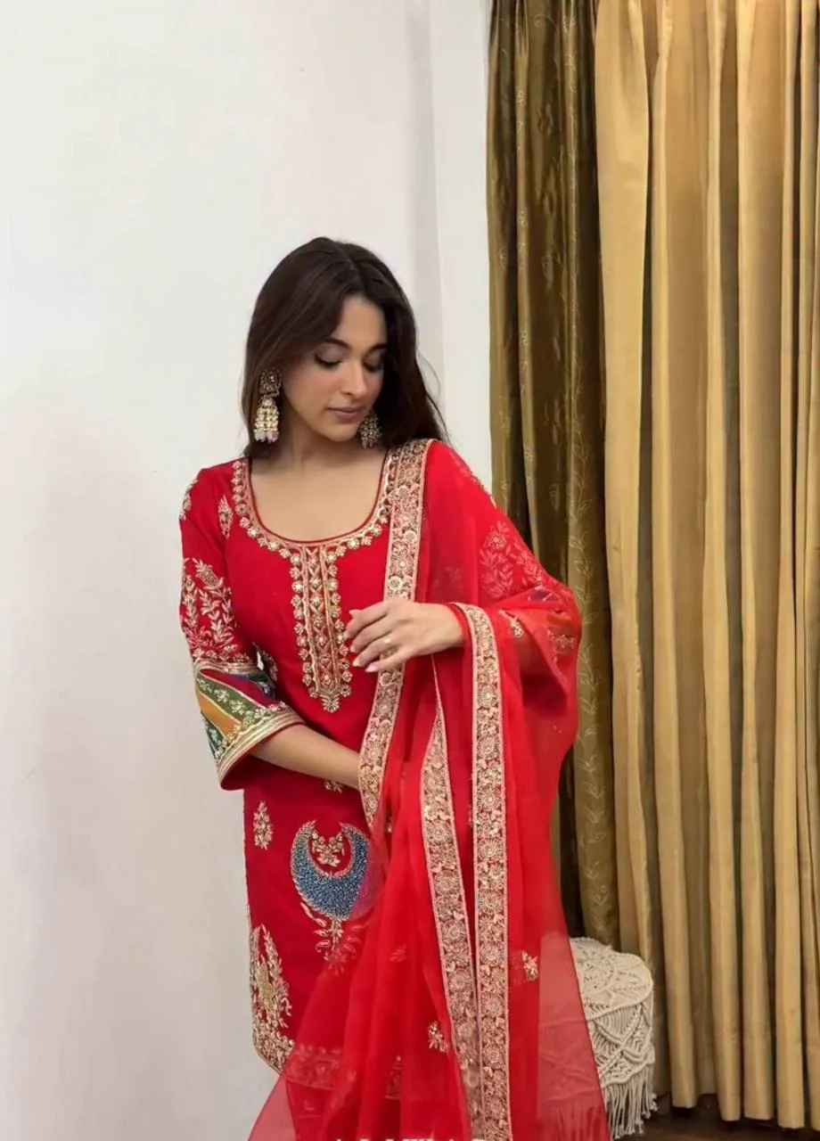 Urja-MD-Heavy Natural Crepe Silk Top Pent dupatta set - Image 4