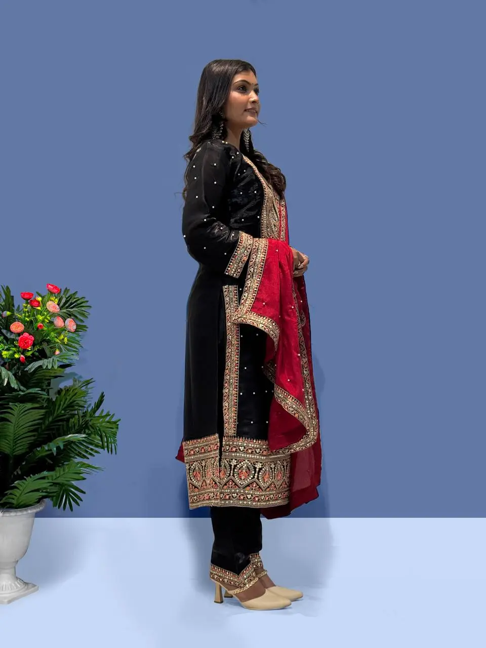 Purvi-HK- heavy Frendy Silk Top pent set - Image 4