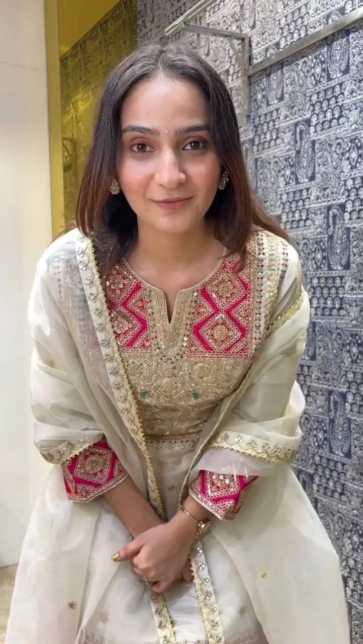 Prakriti-PD- Premium Designer Readymade Top Sharara Plazzo & Dupatta Set - Image 3